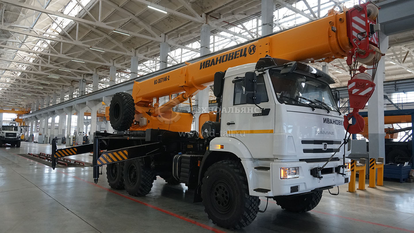Автокран «Ивановец» КС-35714К-2