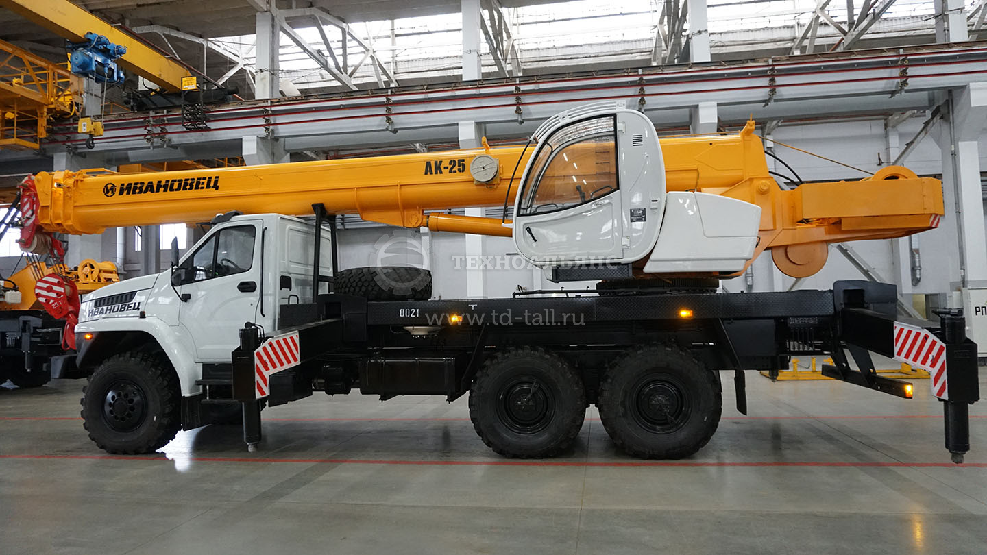 Автокран «Ивановец» КС-45717-2Р