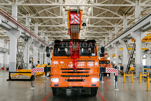 Автокран «Ивановец» КС-45717K-1В