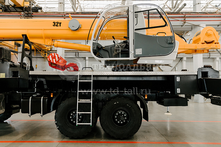 Автокран «Ивановец» КС-55717К-3 Air
