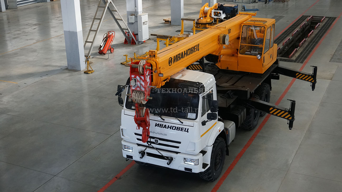 Автокран «Ивановец» КС-35714К-2