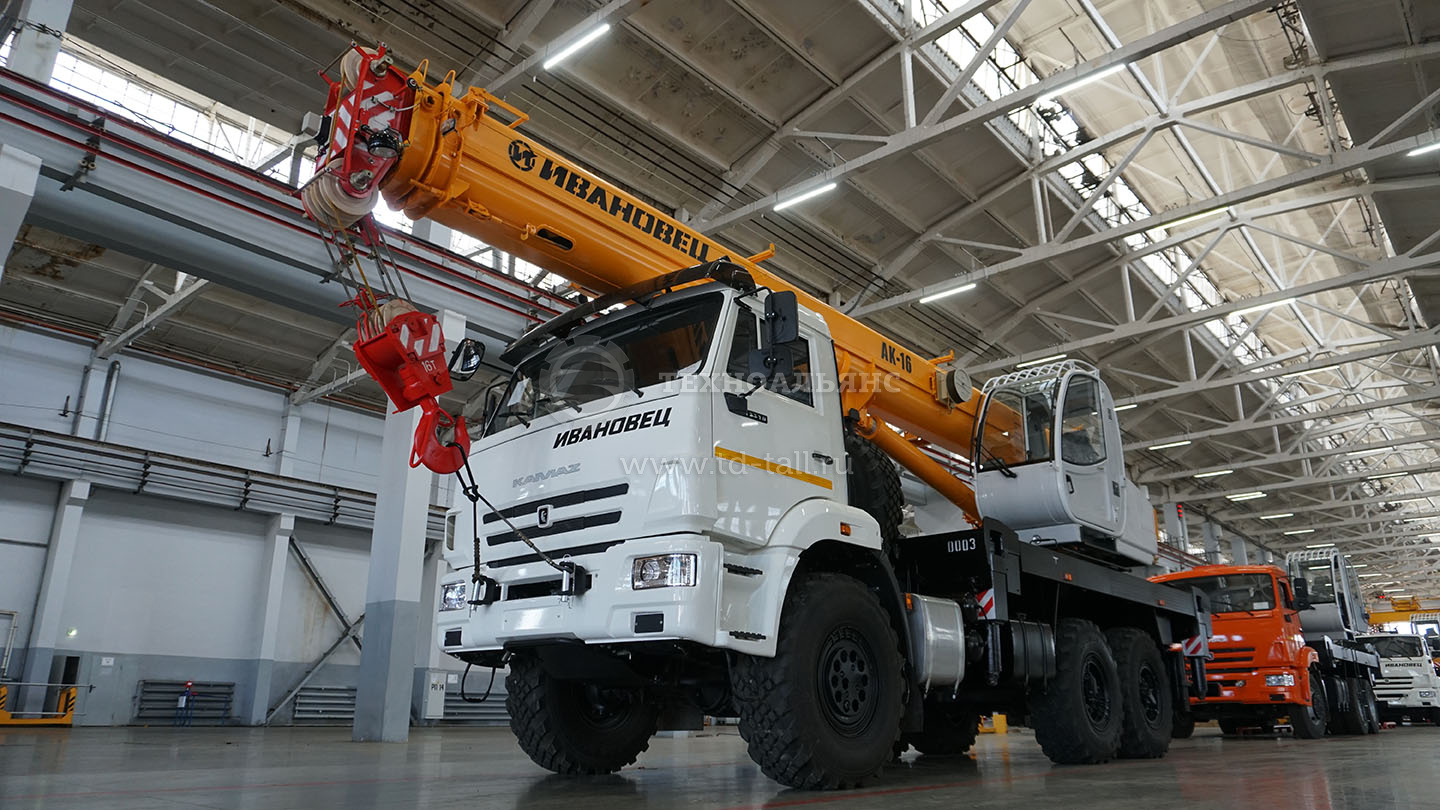 Автокран «Ивановец» КС-35714К-2-10 NG