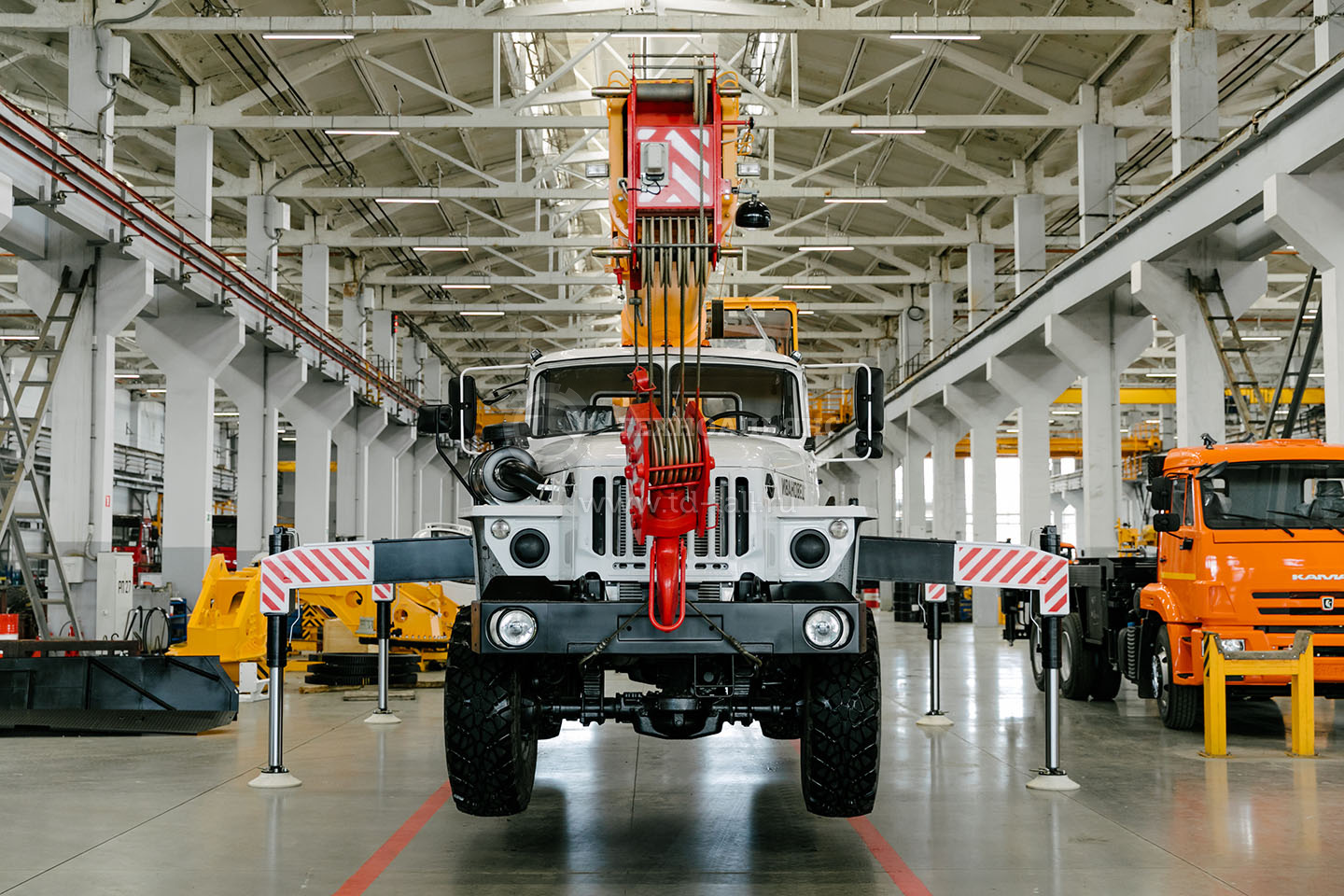 Автокран «Ивановец» КС-45717-3В