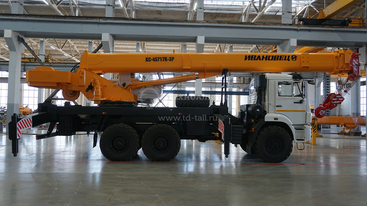 Автокран «Ивановец» КС-45717К-3Р