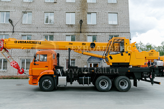 Автокран «Ивановец» КС-45717K-1М