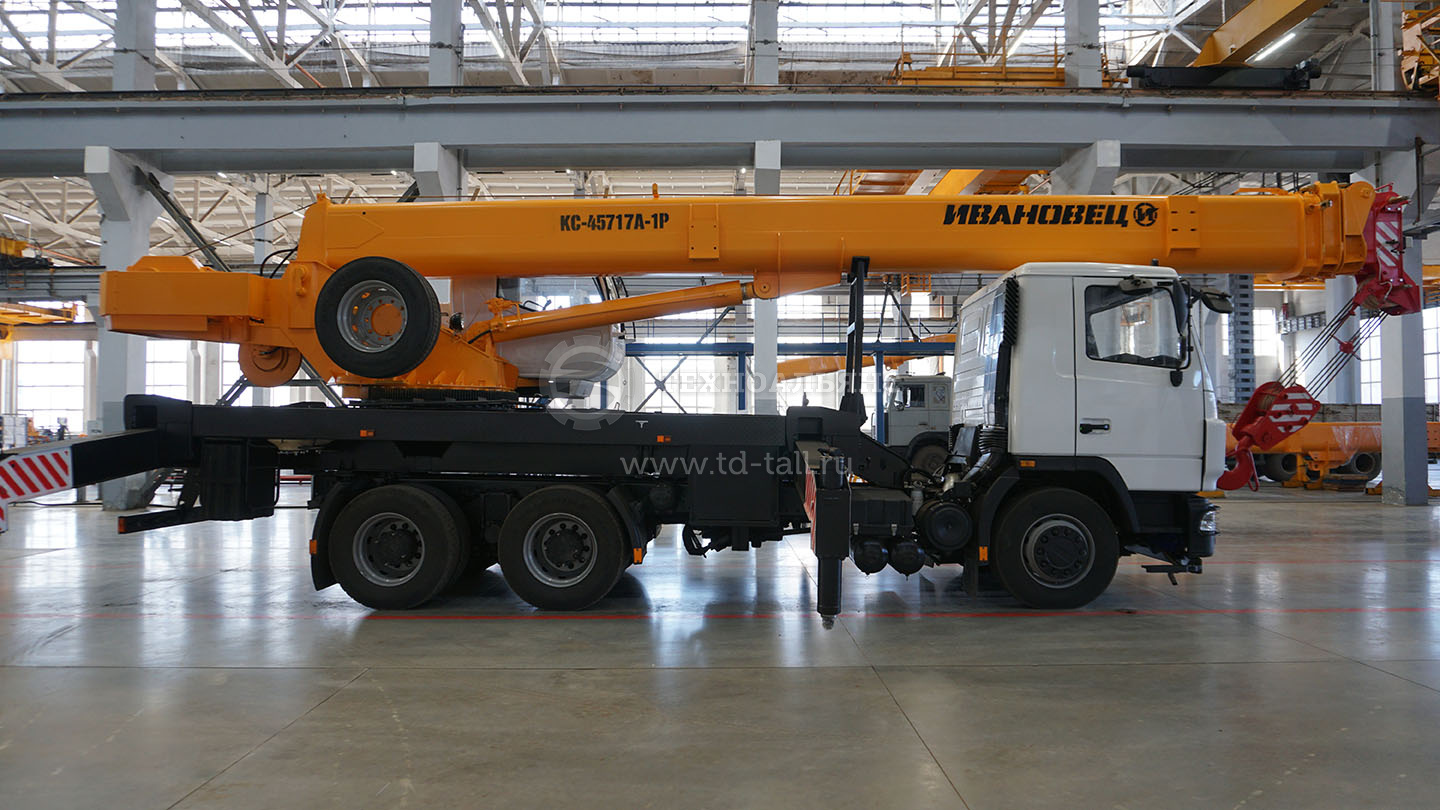 Автокран «Ивановец» КС-45717А-1Р