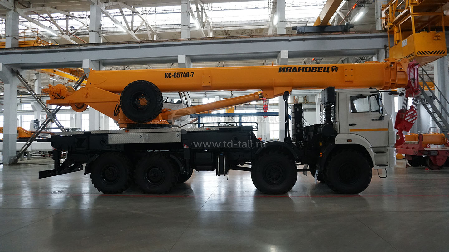 Автокран «Ивановец» КС-65740-7