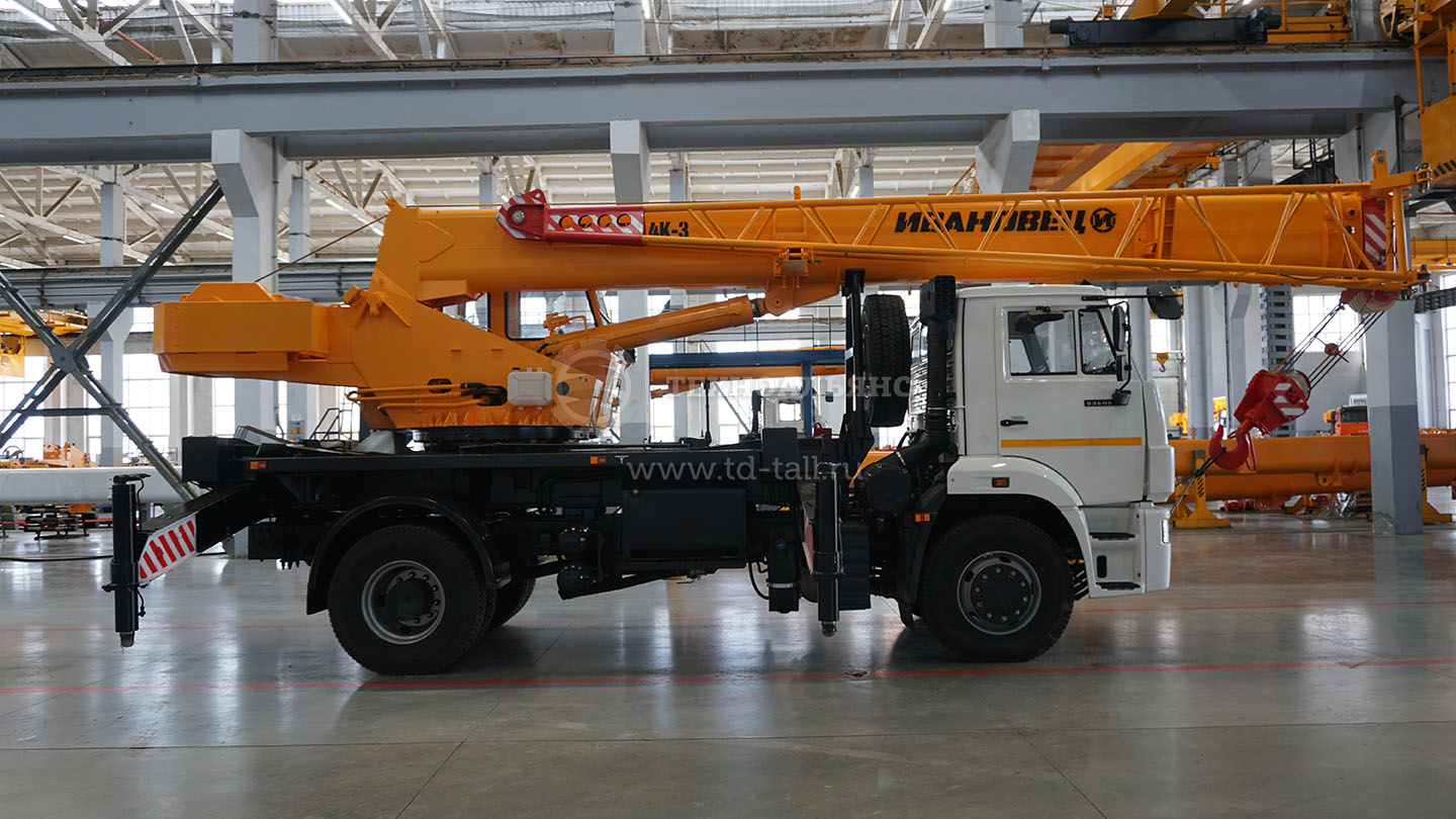 Автокран «Ивановец» КС-35714К-3