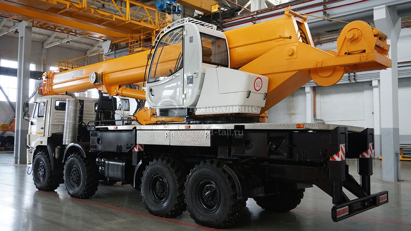 Автокран «Ивановец» КС-65740-7