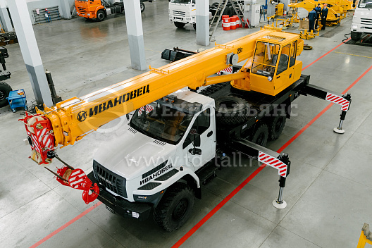 Автокран «Ивановец» КС-45717-4В