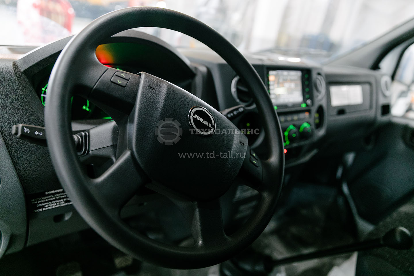 Автокран «Ивановец» КС-45717-2М (стрела 24 м)