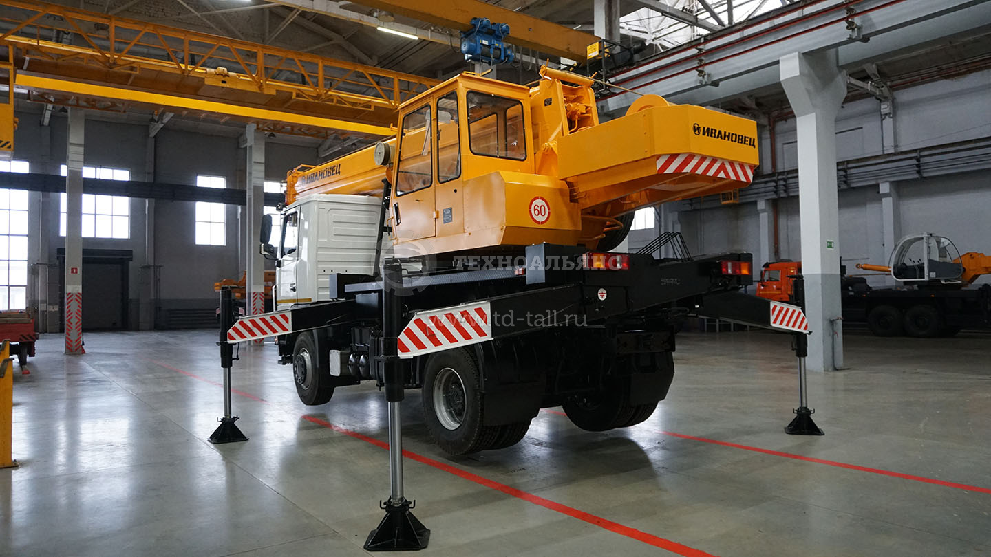 Автокран «Ивановец» КС-35715